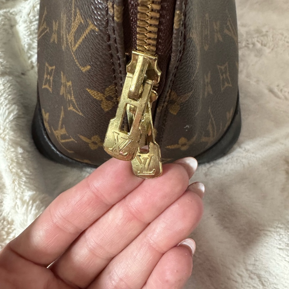 Louis Vuitton Brown and Black Satchel - Picture 3 of 15